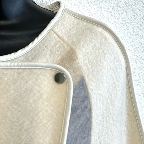 Chico's Woman 100% WOOL Cardigan Coat Sweater Size S - Picture 3 of 16